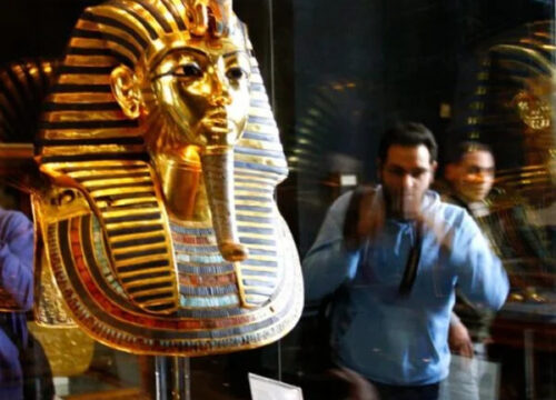 Cairo Full Day Guided Tour in a small group From Hurghada ( Mini Van 8 pax )